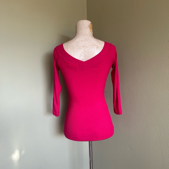 Bebe Rhinestone Logo Fitted 3/4 Sleeve ribbed Top - Picture 2 of 5